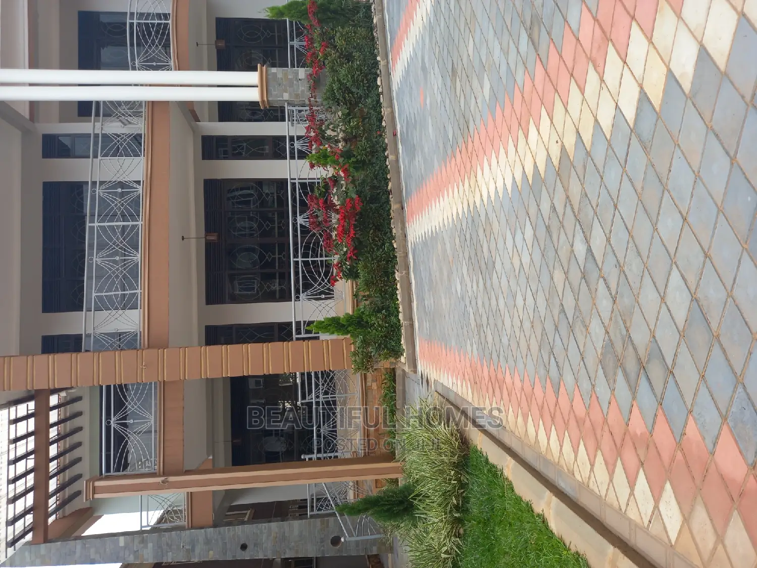 Furnished 6bdrm Mansion in Kyanja All Tarmack, Nakawa for sale in Nakawa