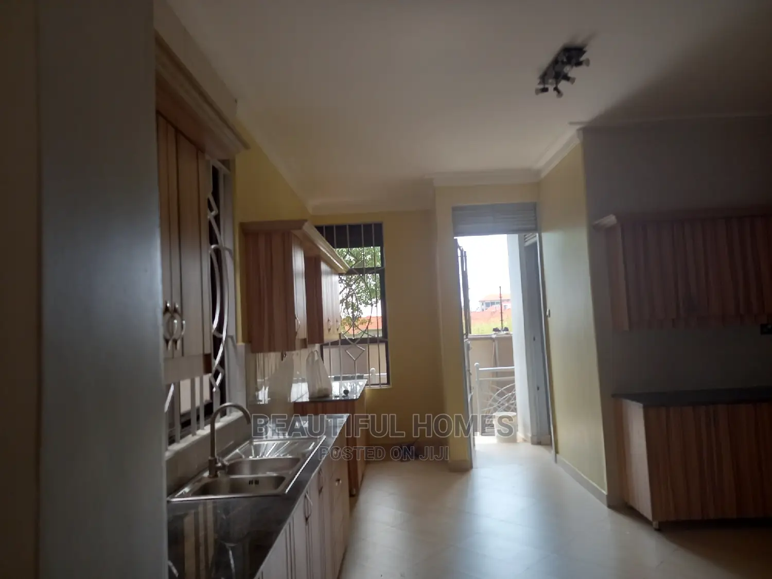 Furnished 6bdrm Mansion in Kyanja, Nakawa for sale in Nakawa