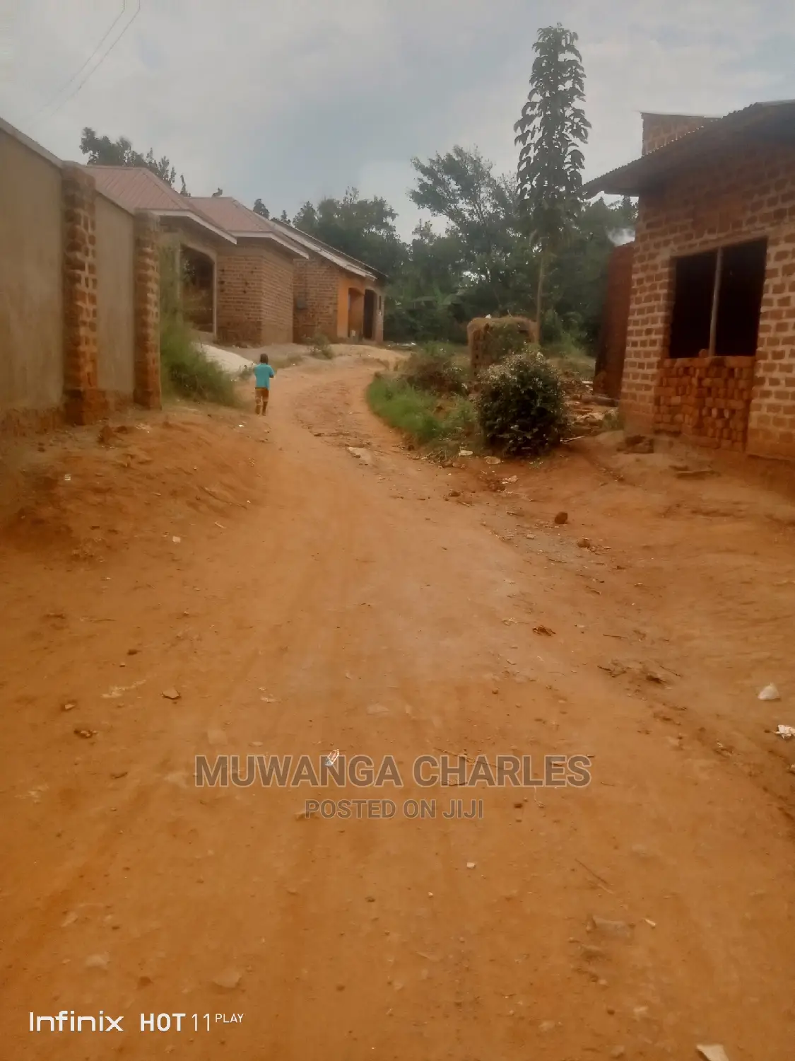 25by50ft in Gayaza Manyangwa on Quick Sale in Division B