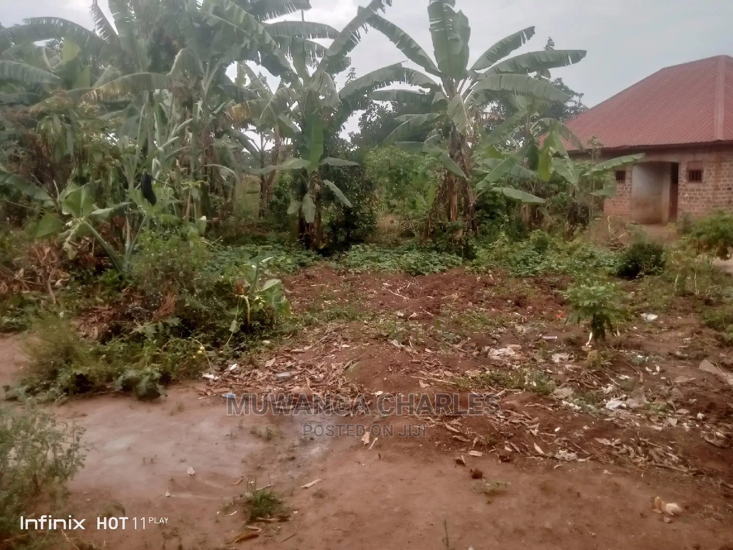 25by50ft in Gayaza Manyangwa on Quick Sale in Division B