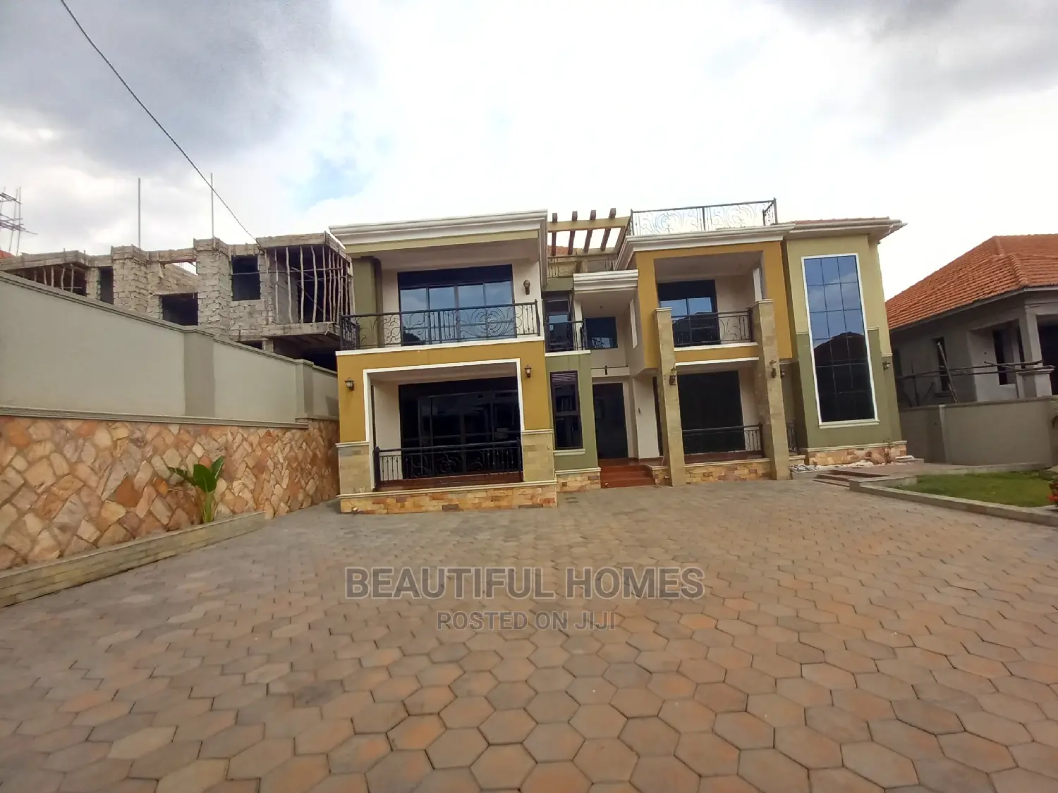 Furnished 6bdrm Mansion in Kyanja, Central Division for sale in Central Division