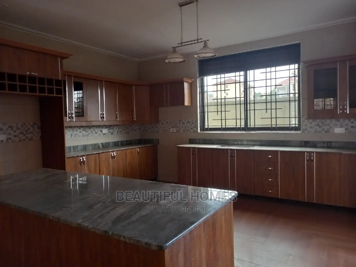Furnished 6bdrm Mansion in Kyanja, Central Division for sale in Central Division