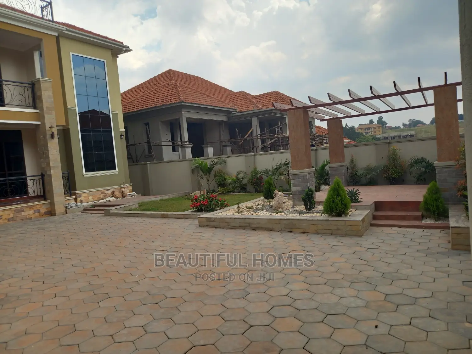 Furnished 6bdrm Duplex in Kyanja, Central Division for sale in Central Division