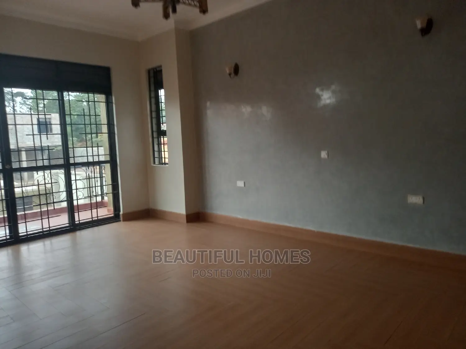 Furnished 6bdrm Mansion in Kyanja Tarmack, Nakawa for sale in Nakawa
