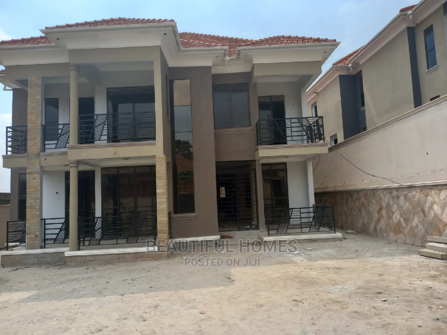 Furnished 6bdrm Mansion in Kyanja Tarmacked, Nakawa for sale in Nakawa