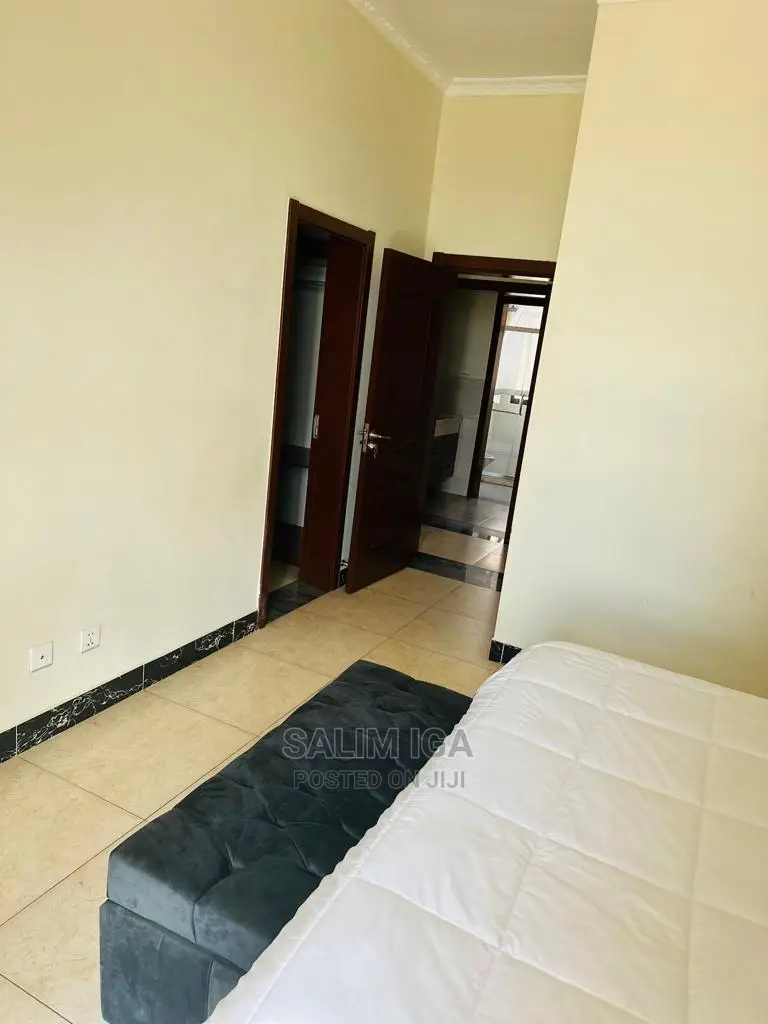 Furnished 3bdrm Block of Flats in Kololo Property, Central Division in Central Division