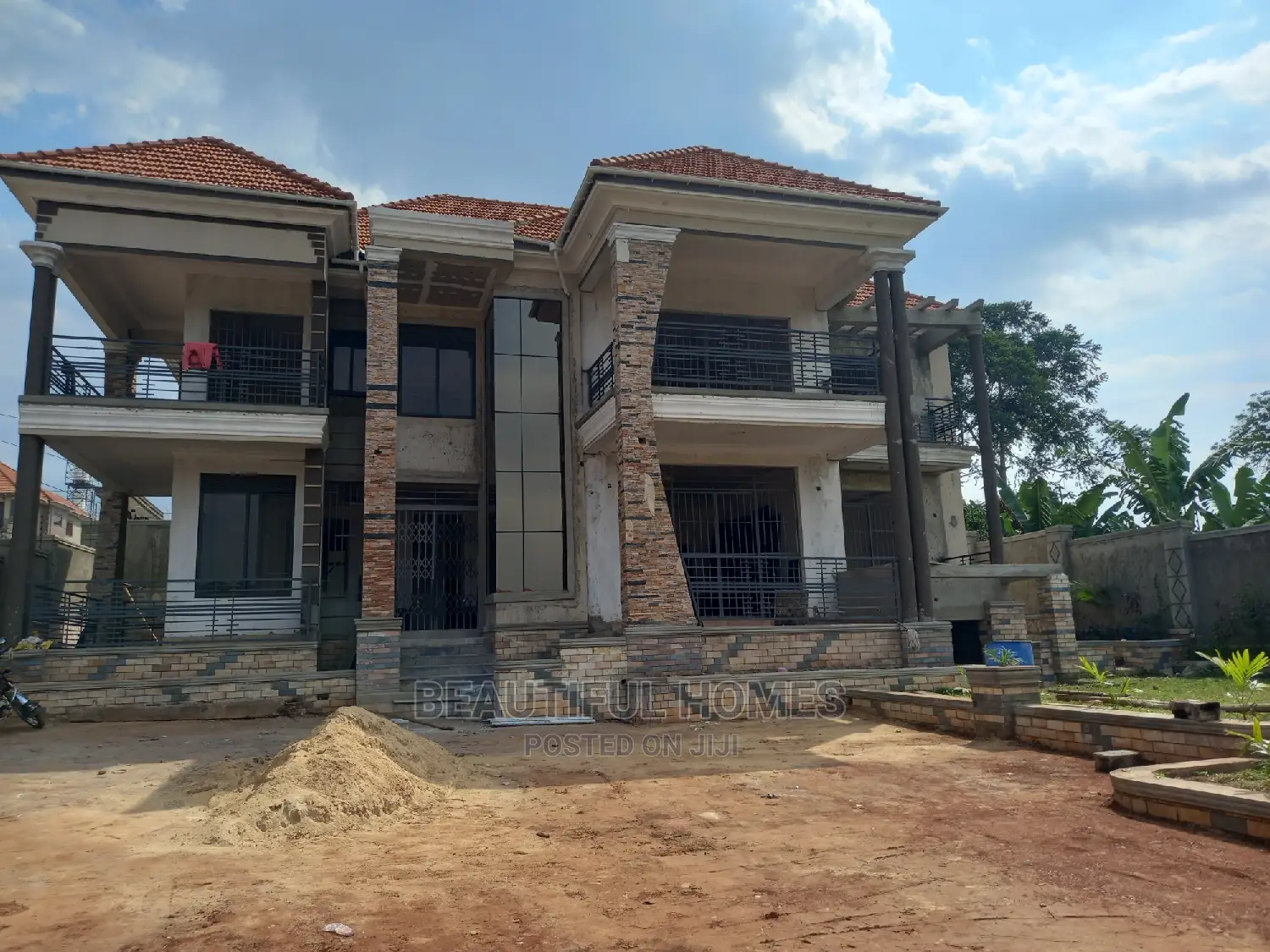 Furnished 6bdrm Mansion in Kisaasi Corporate, Nakawa for sale in Nakawa