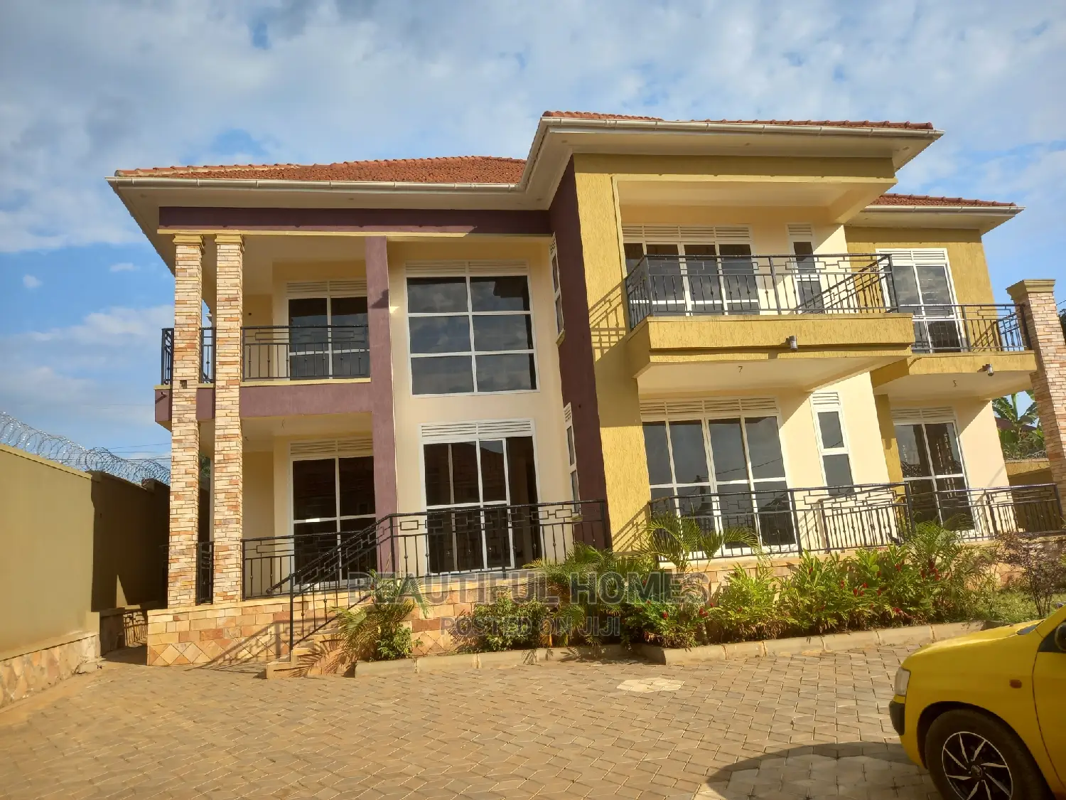 Furnished 6bdrm Duplex in Kira High End for sale in Kira