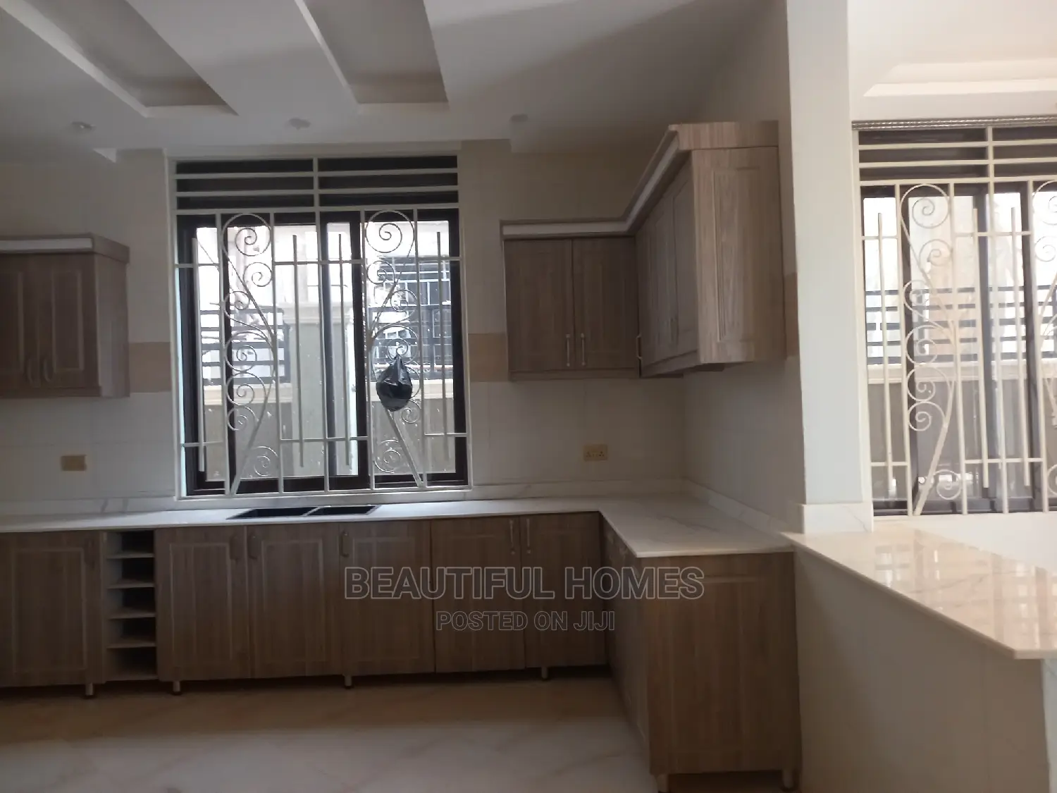 Furnished 6bdrm Duplex in Kira Town, Nakawa for sale in Nakawa