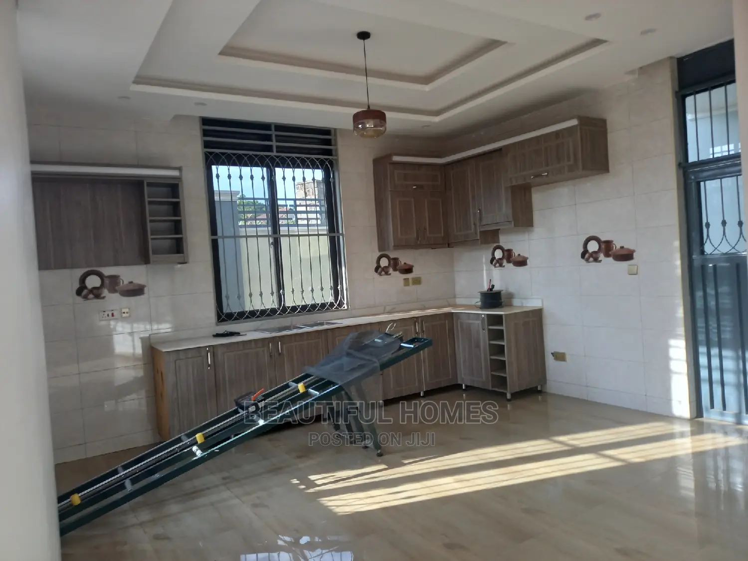 Furnished 6bdrm Mansion in Kira for sale in Kira