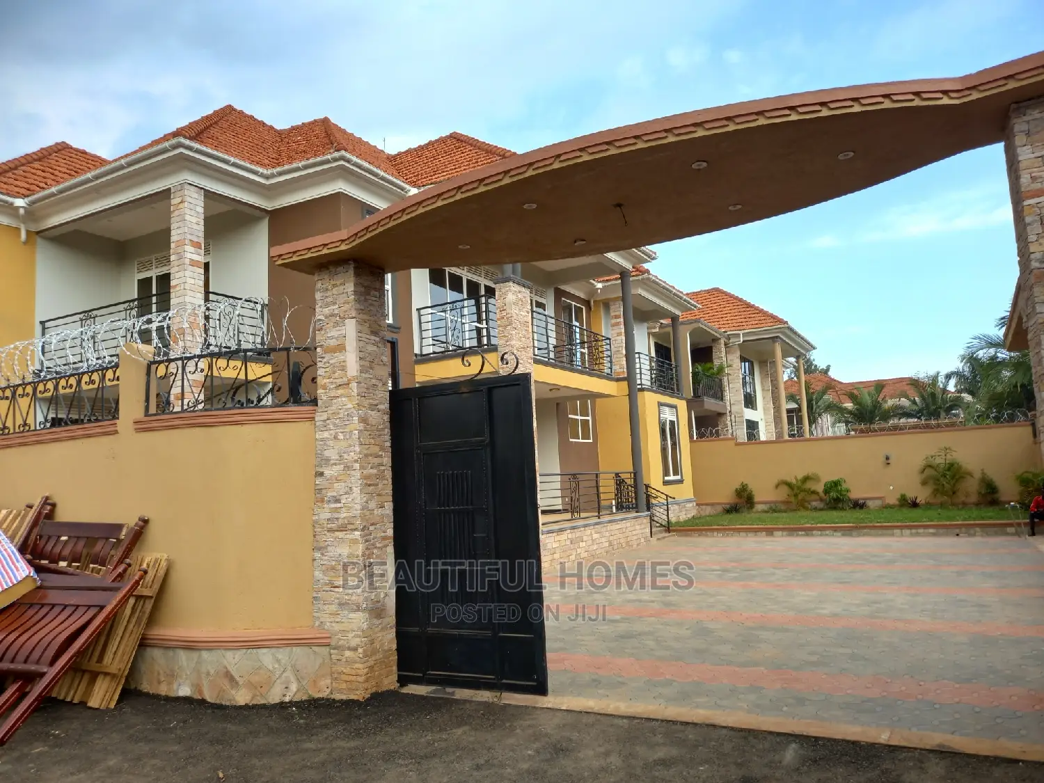 Furnished 6bdrm Duplex in Kira Posh, Nakawa for sale in Nakawa