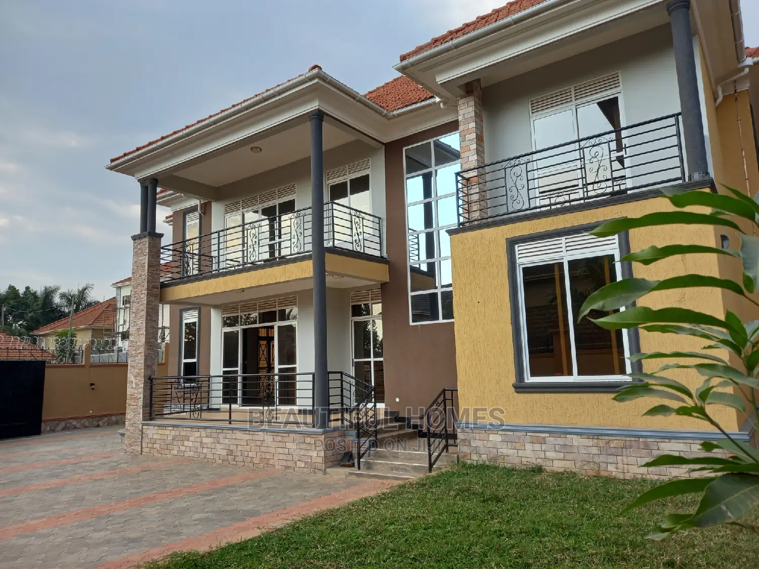 Furnished 6bdrm Mansion in Kira for sale in Kira