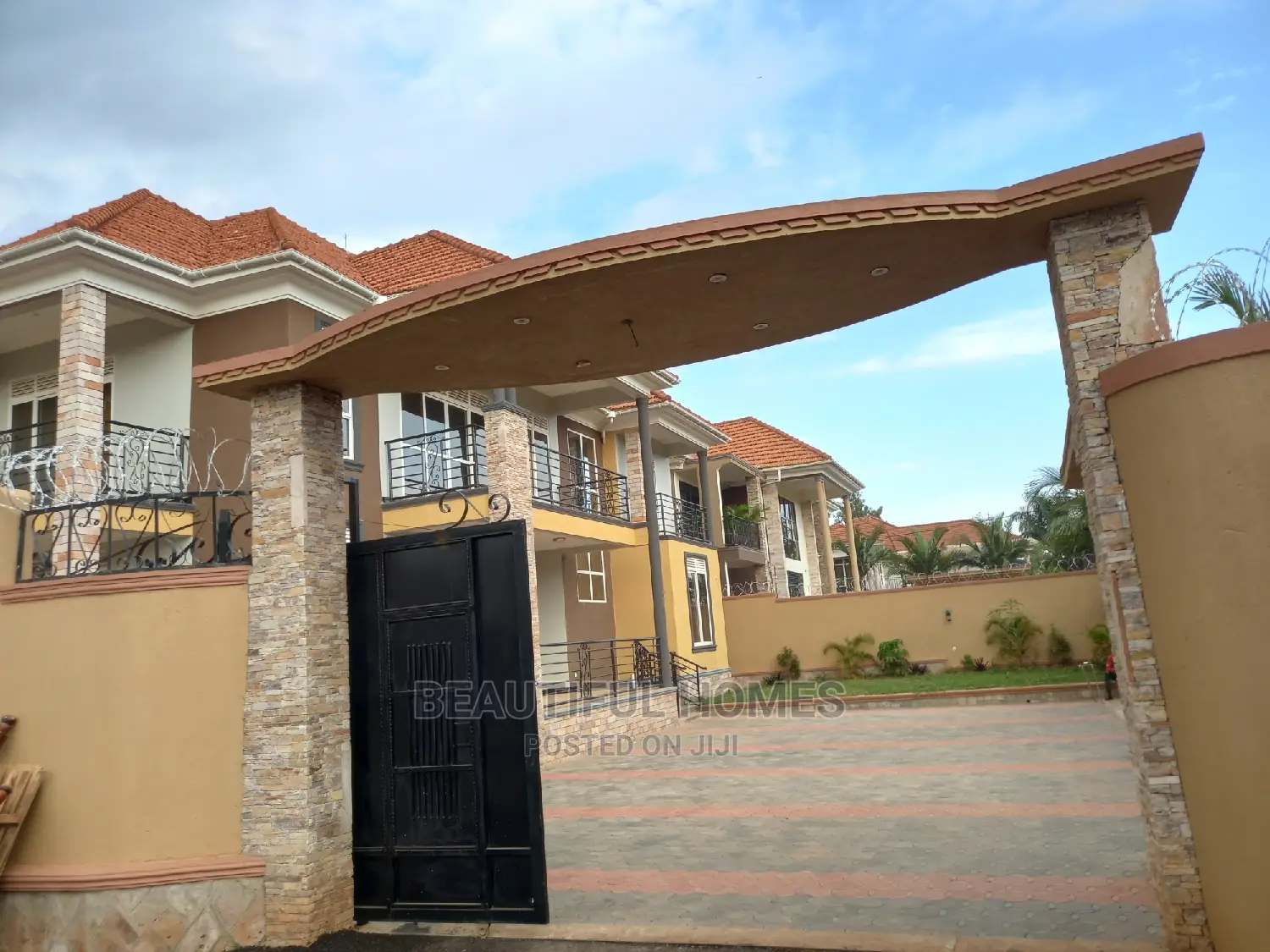 Furnished 6bdrm Mansion in Kira Wealthy Estate for sale in Kira