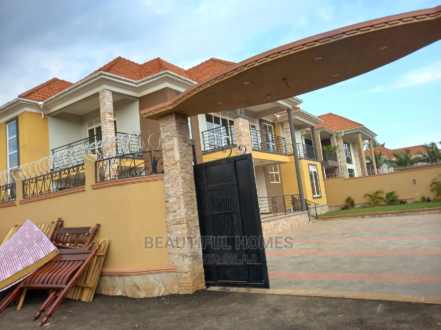 Furnished 6bdrm Mansion in Kira Wealthy Estate for sale in Kira