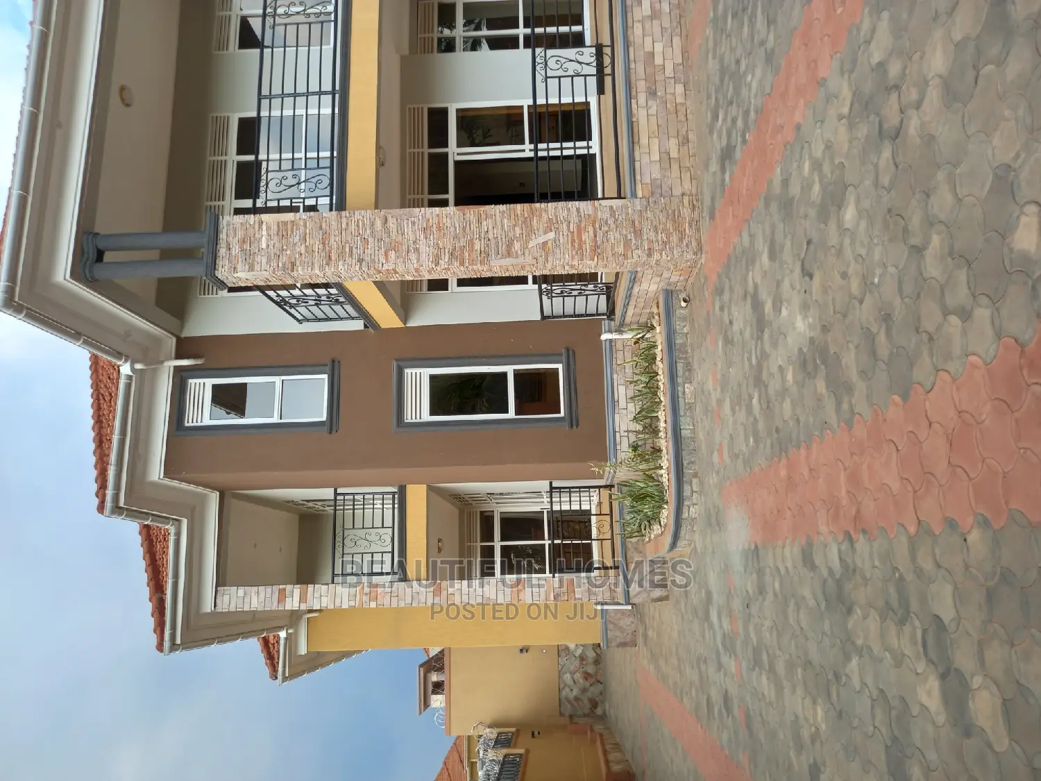 Furnished 6bdrm House in Kira First Class for sale in Kira