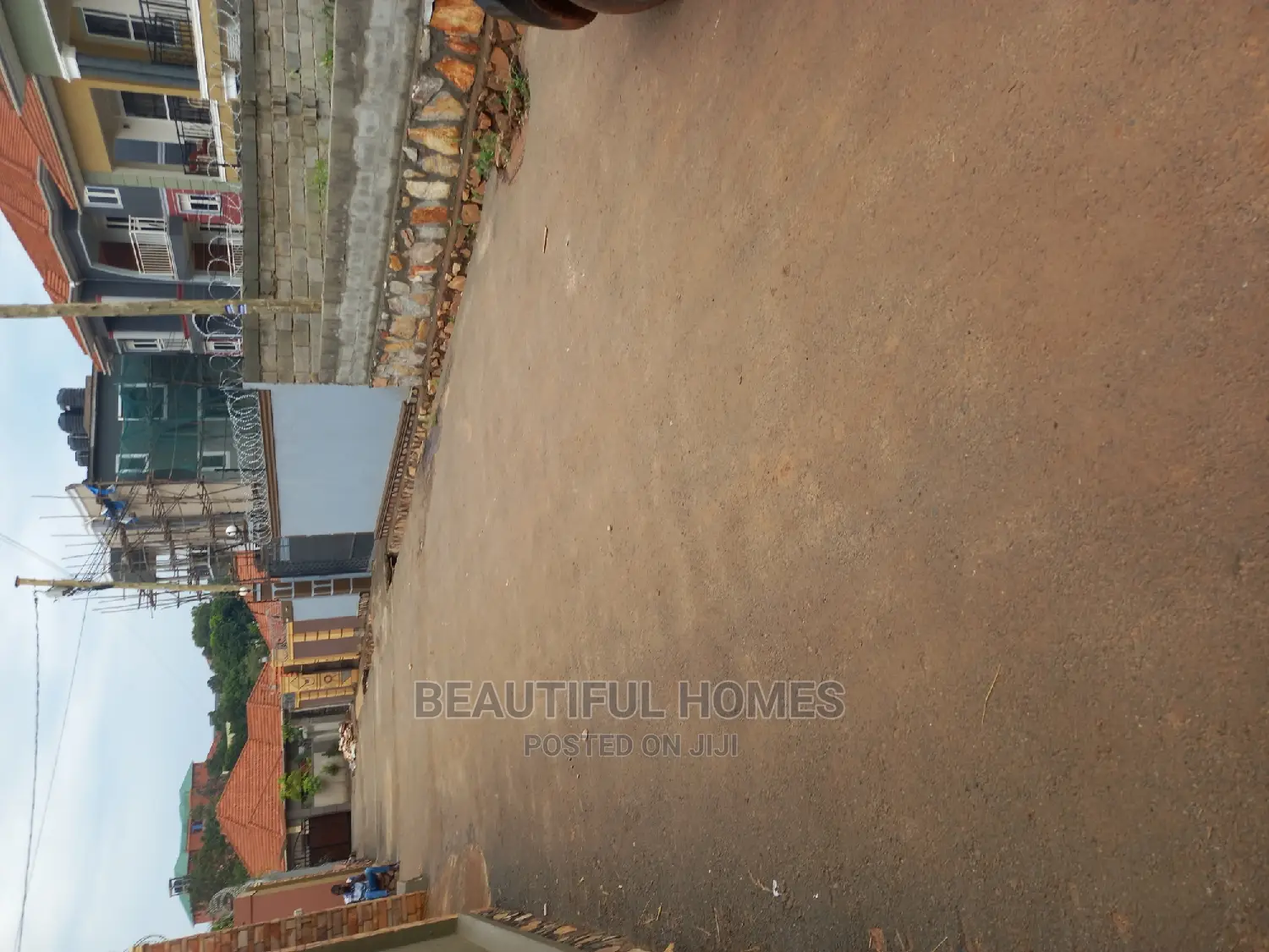 Furnished 4bdrm Duplex in Kira Town for sale in Kira