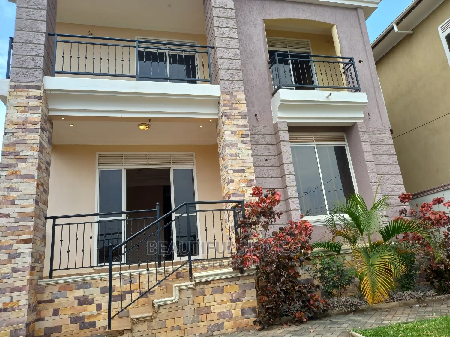 Furnished 4bdrm House in Kira for sale in Kira