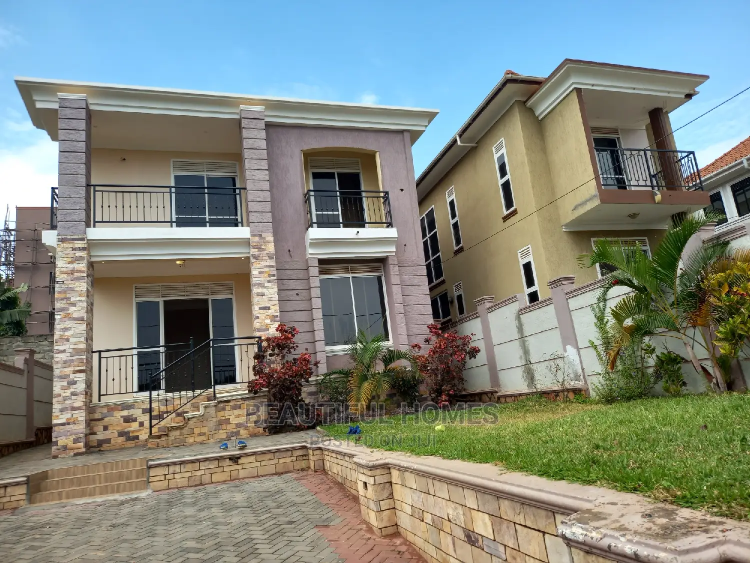 Furnished 4bdrm Duplex in Kira for sale in Kira