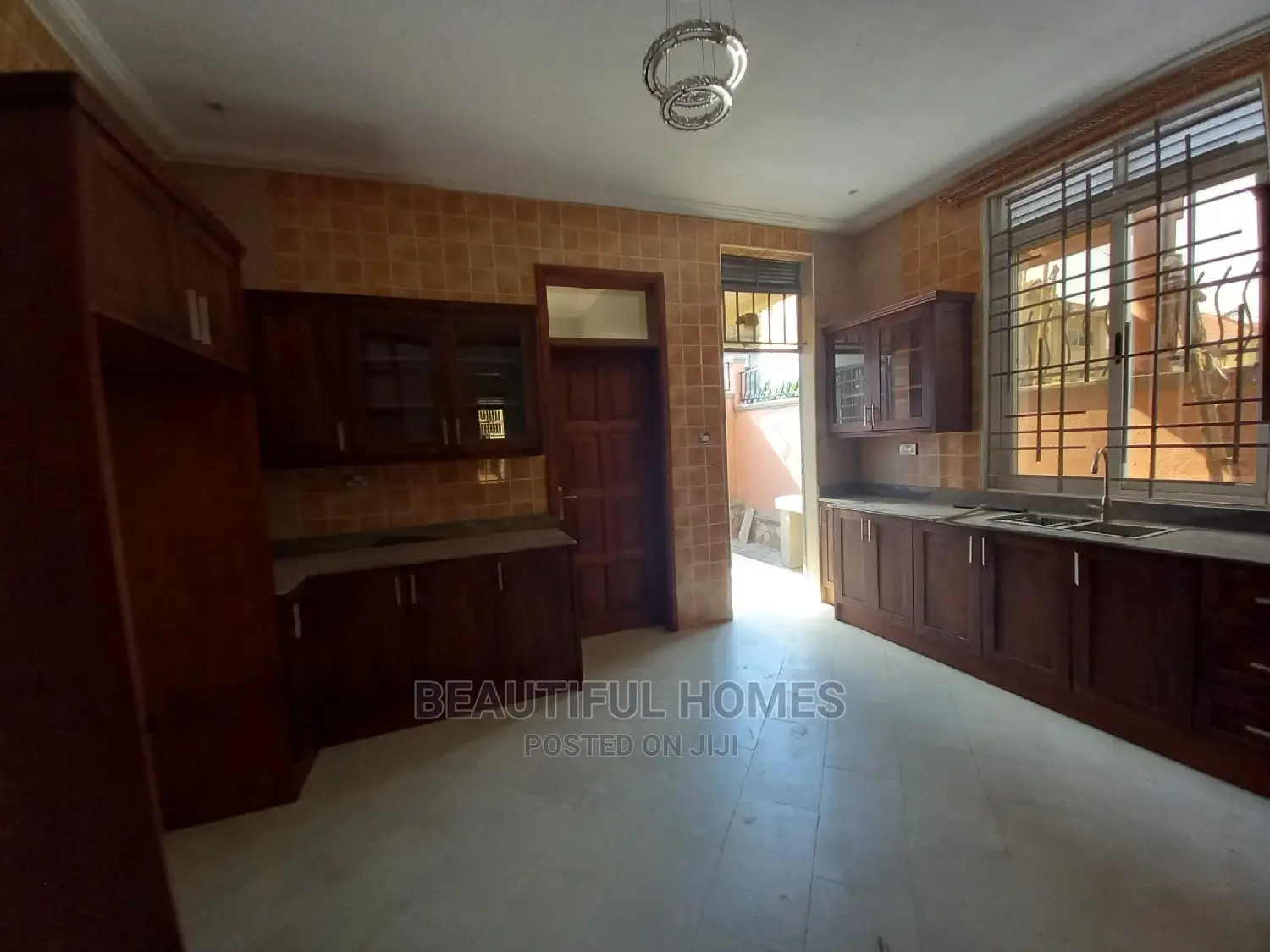 Furnished 5bdrm Duplex in Kira, Nakawa for sale in Nakawa
