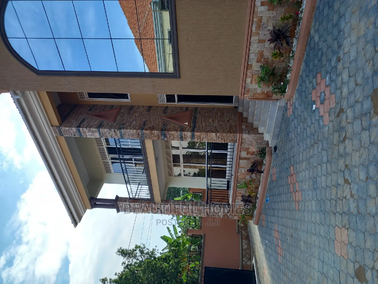 Furnished 5bdrm Mansion in Kira for sale in Kira