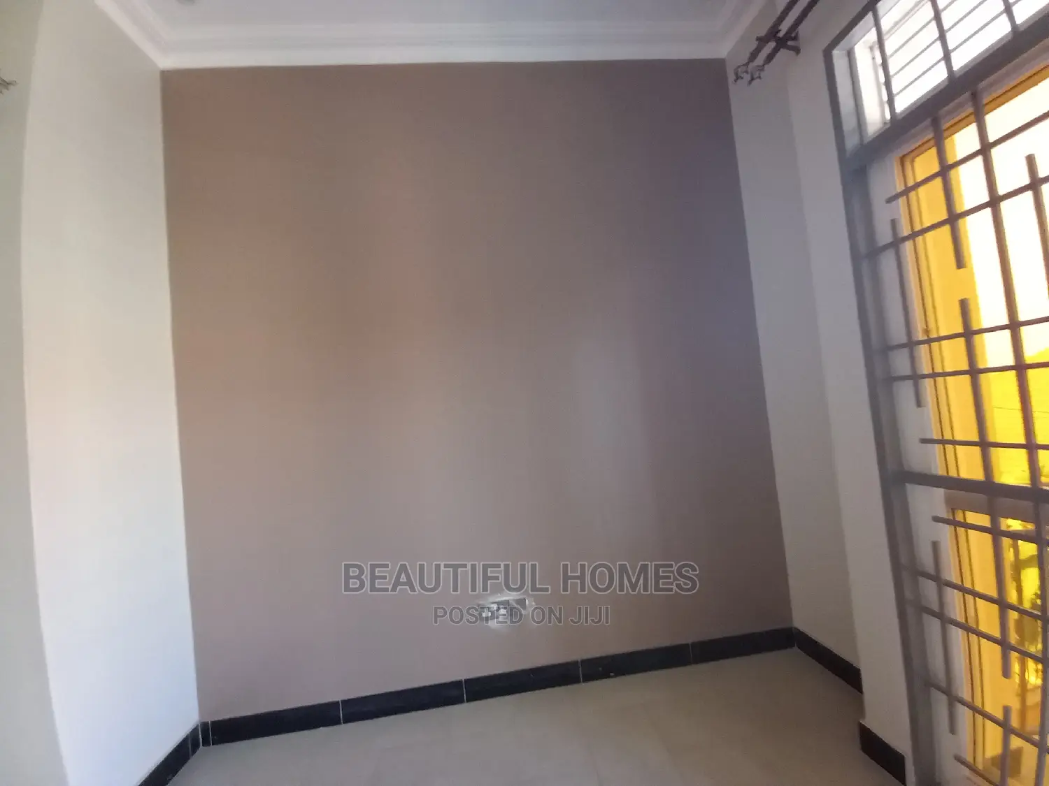 Furnished 5bdrm Duplex in Kira for sale in Kira