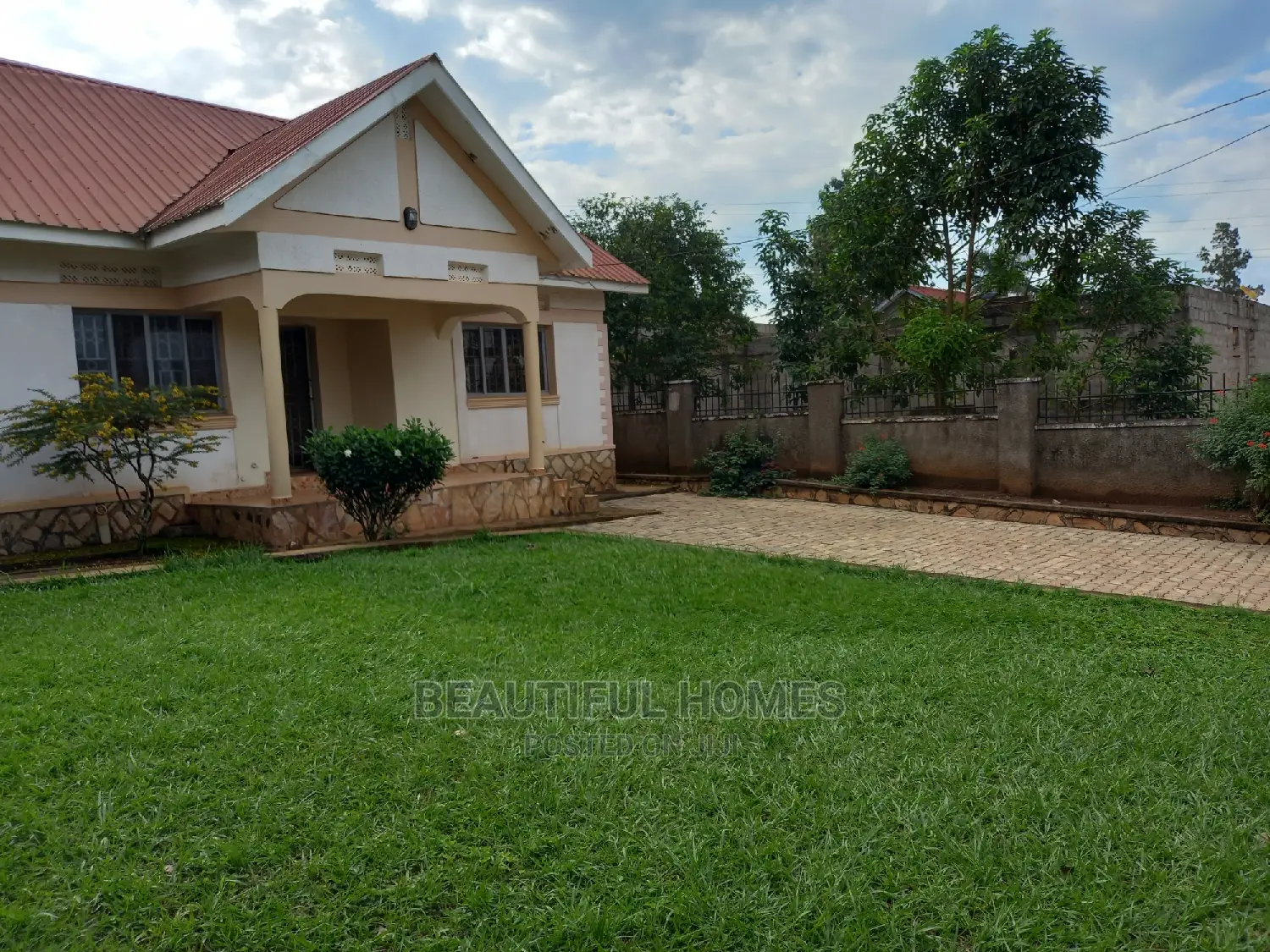 Furnished 3bdrm House in Kira for sale in Kira