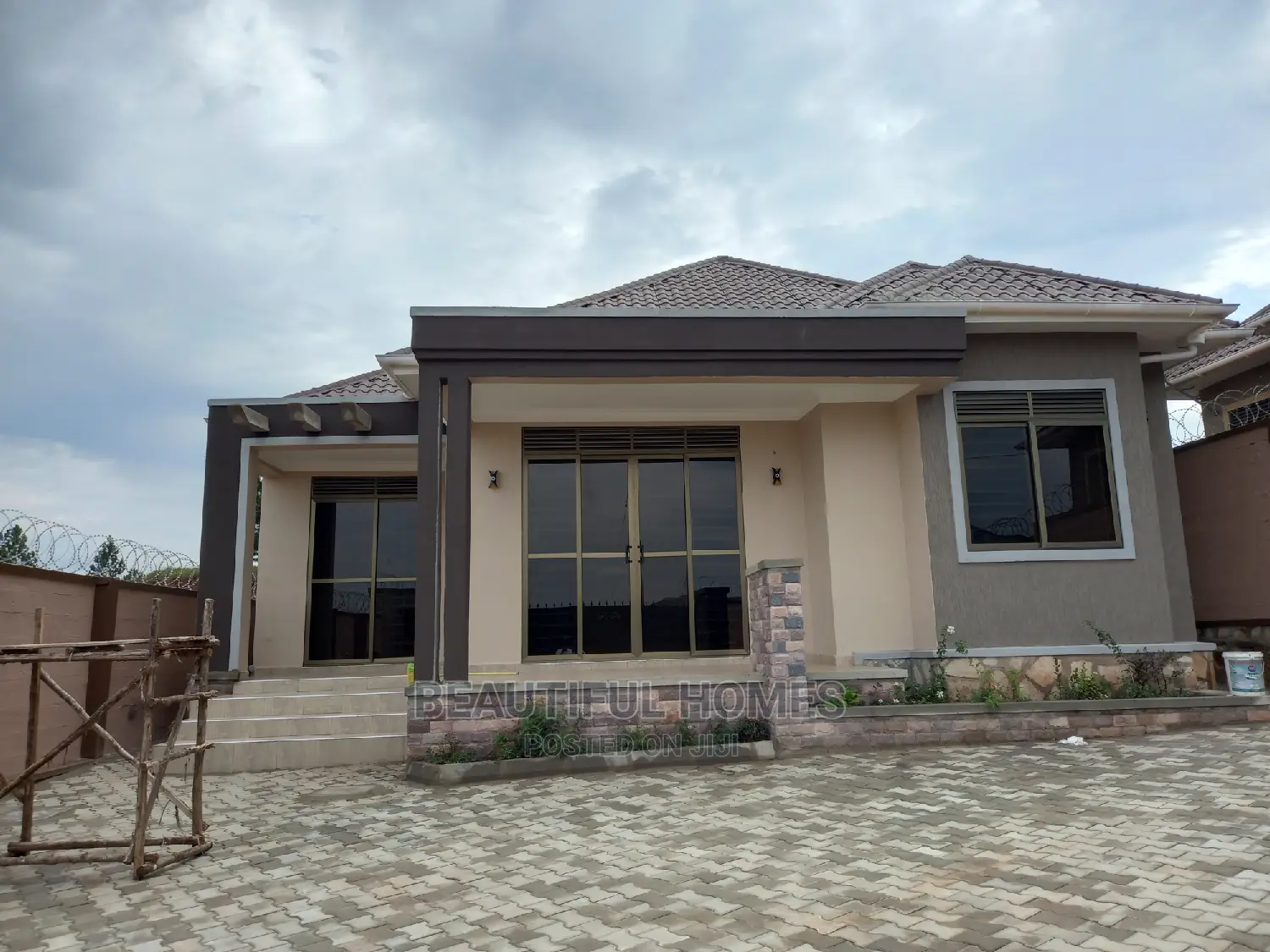 Furnished 3bdrm House in Nakwero Canaan Sites, Kira for sale in Kira