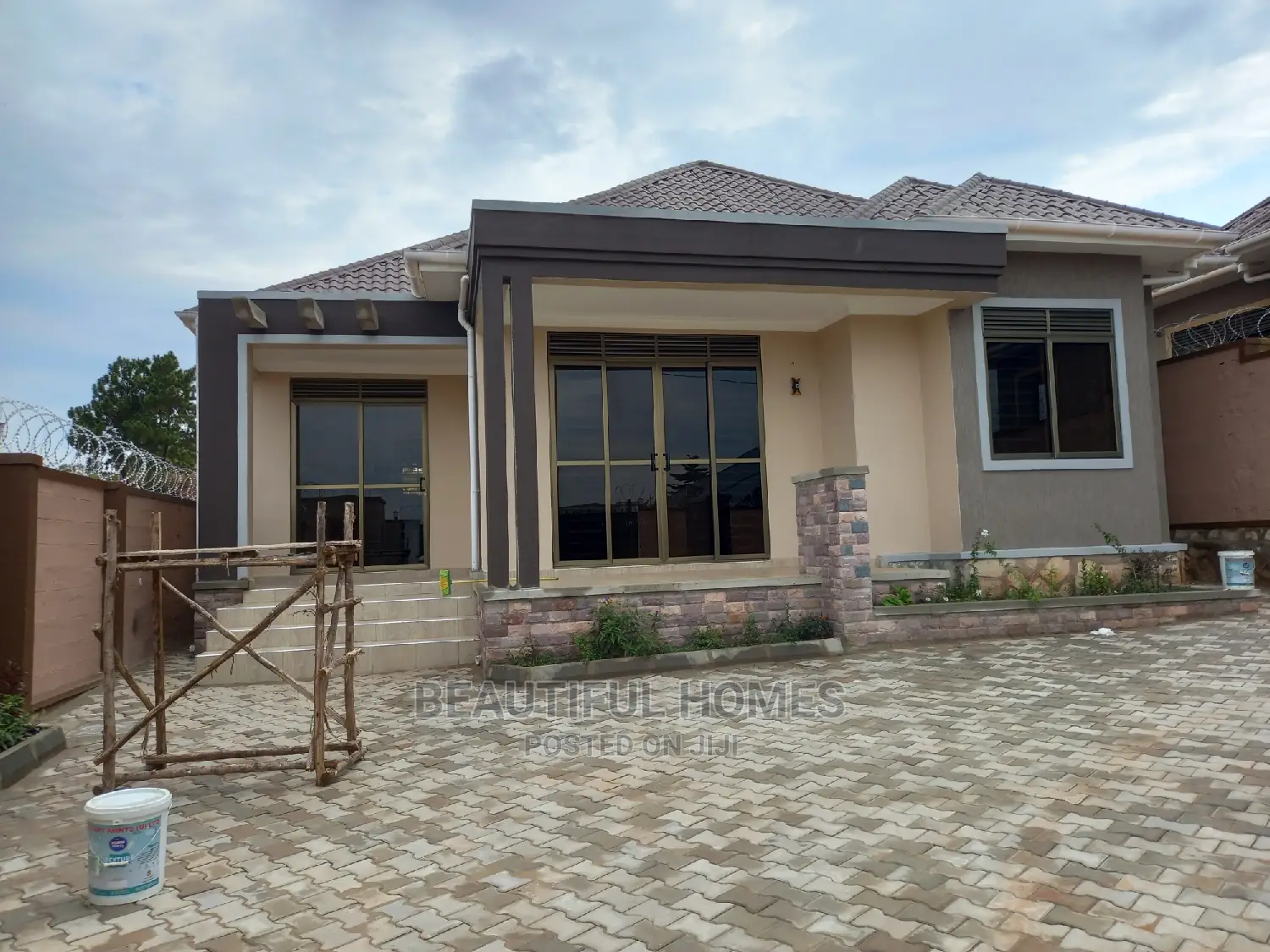 Furnished 3bdrm Bungalow in Nakwero, Kira for sale in Kira