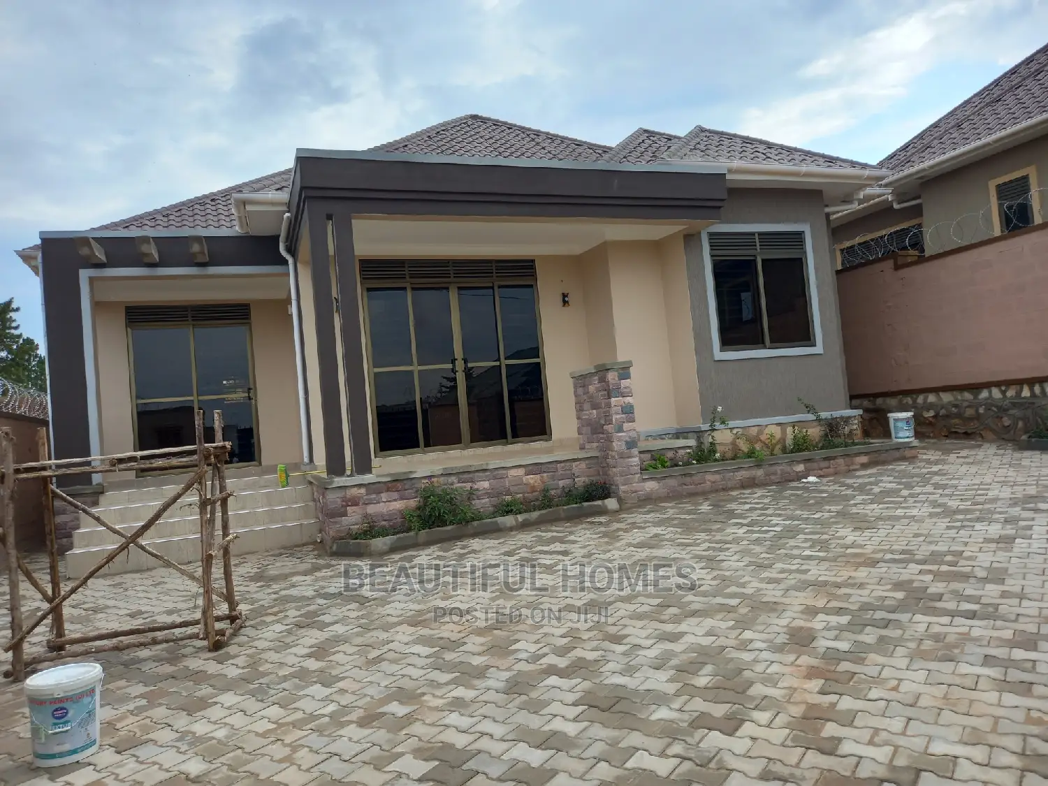 Furnished 3bdrm Bungalow in Nakwero Corporate, Kira for sale in Kira