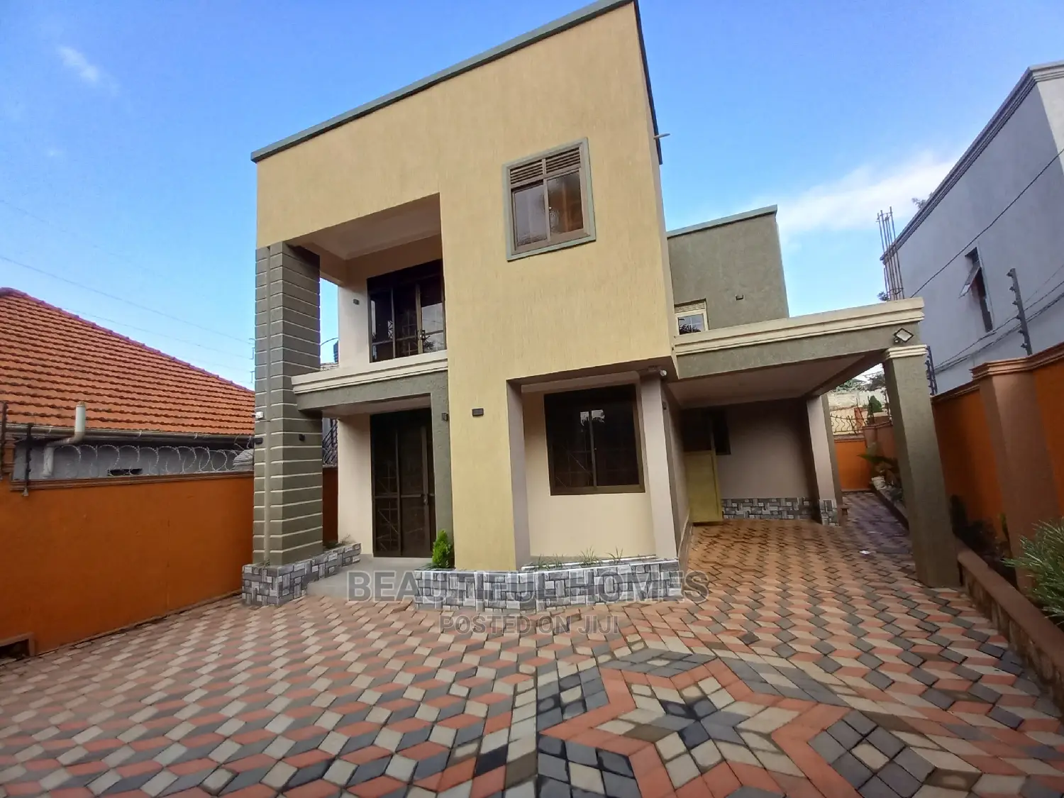 Furnished 4bdrm Duplex in Kyanja, Nakawa for sale in Nakawa