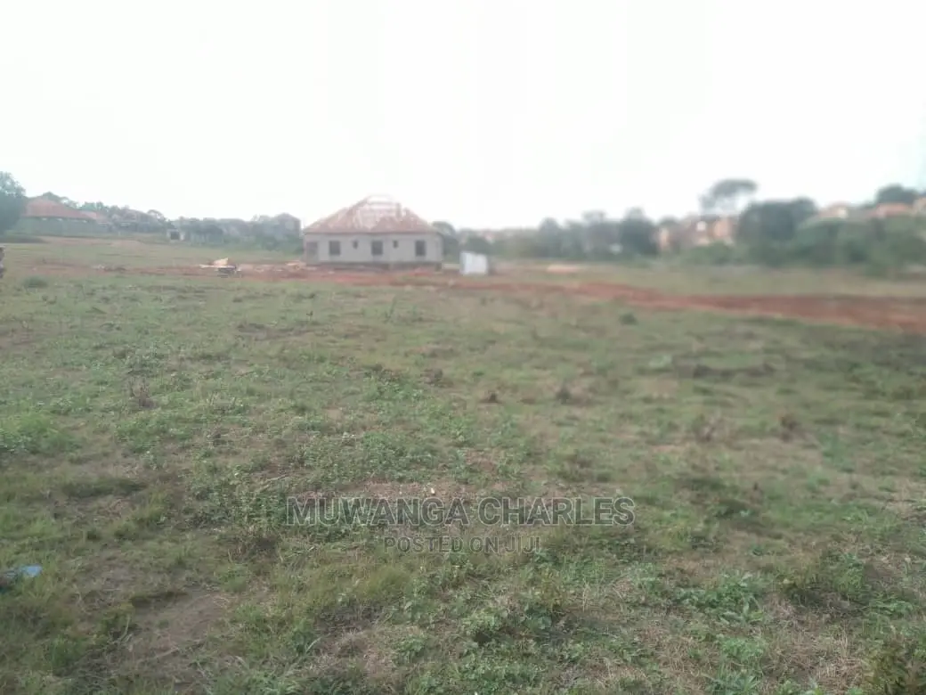 Hot Deal 25decimals Plot for Sale in Kira in Central Division