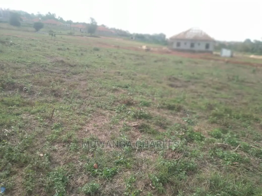 Hot Deal 25decimals Plot for Sale in Kira in Central Division