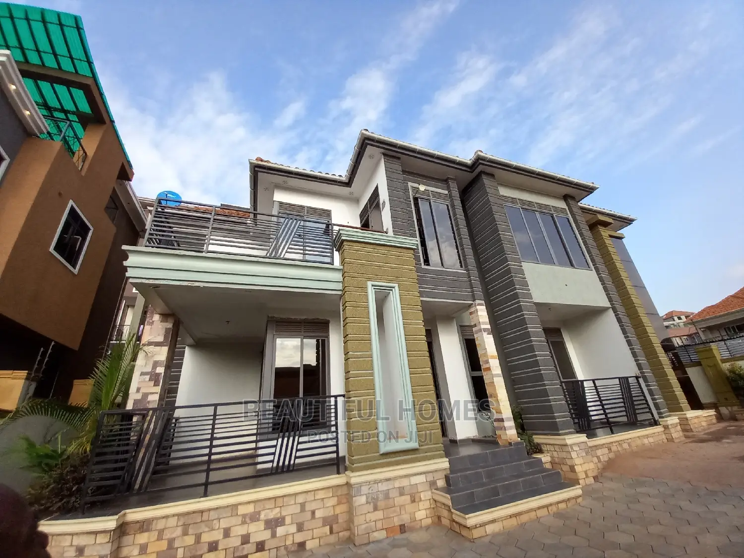 Furnished 5bdrm Duplex in Kyanja Corporate, Nakawa for sale in Nakawa