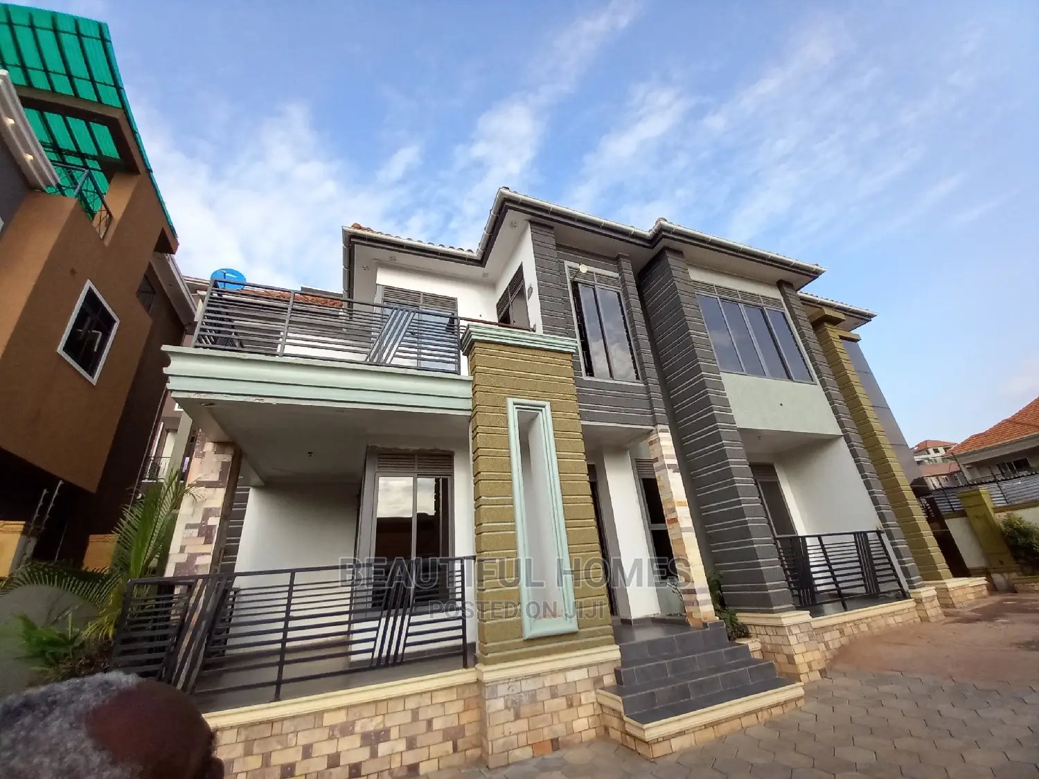 Furnished 5bdrm Duplex in Kyanja Corporate, Nakawa for sale in Nakawa