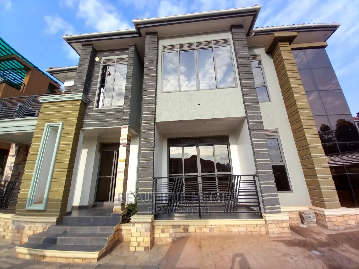 Furnished 5bdrm Maisonette in Kyanja, Central Division for sale in Central Division
