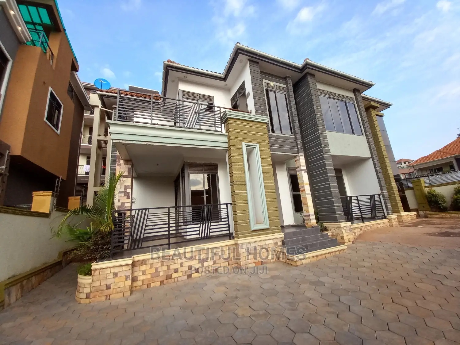 Furnished 5bdrm Duplex in Kyanja Tarmacked, Nakawa for sale in Nakawa