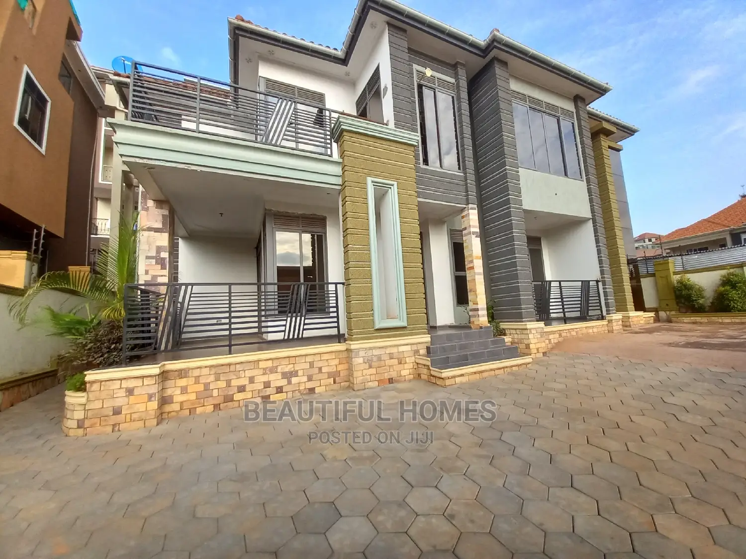 Furnished 5bdrm Duplex in Kyanja, Nakawa for sale in Nakawa