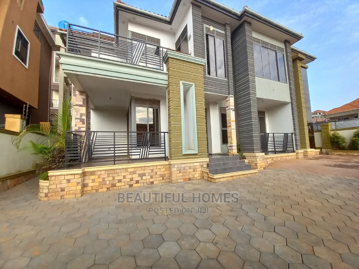Furnished 5bdrm Duplex in Kyanja, Nakawa for sale in Nakawa