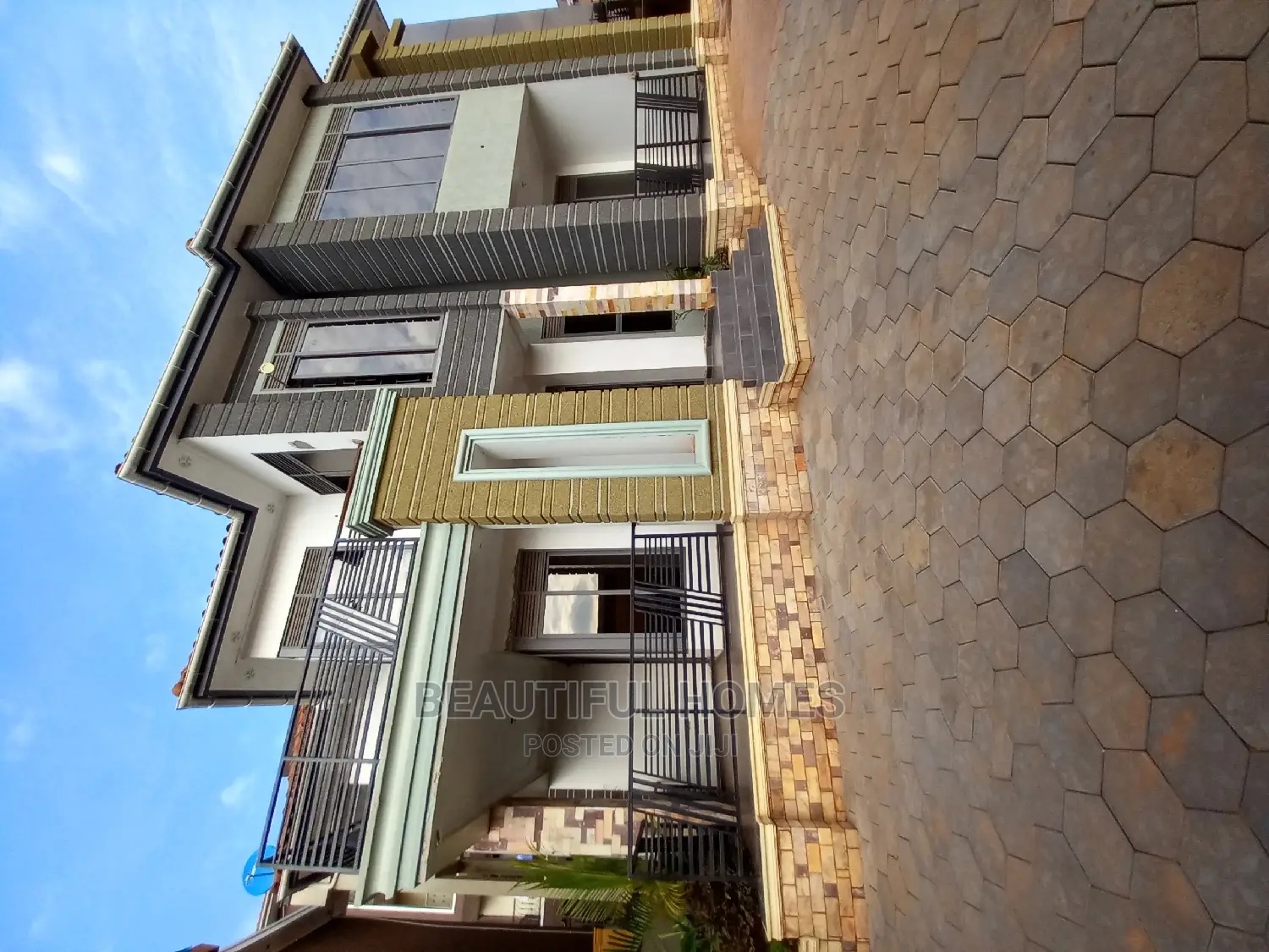 Furnished 5bdrm Duplex in Kyanja, Nakawa for sale in Nakawa