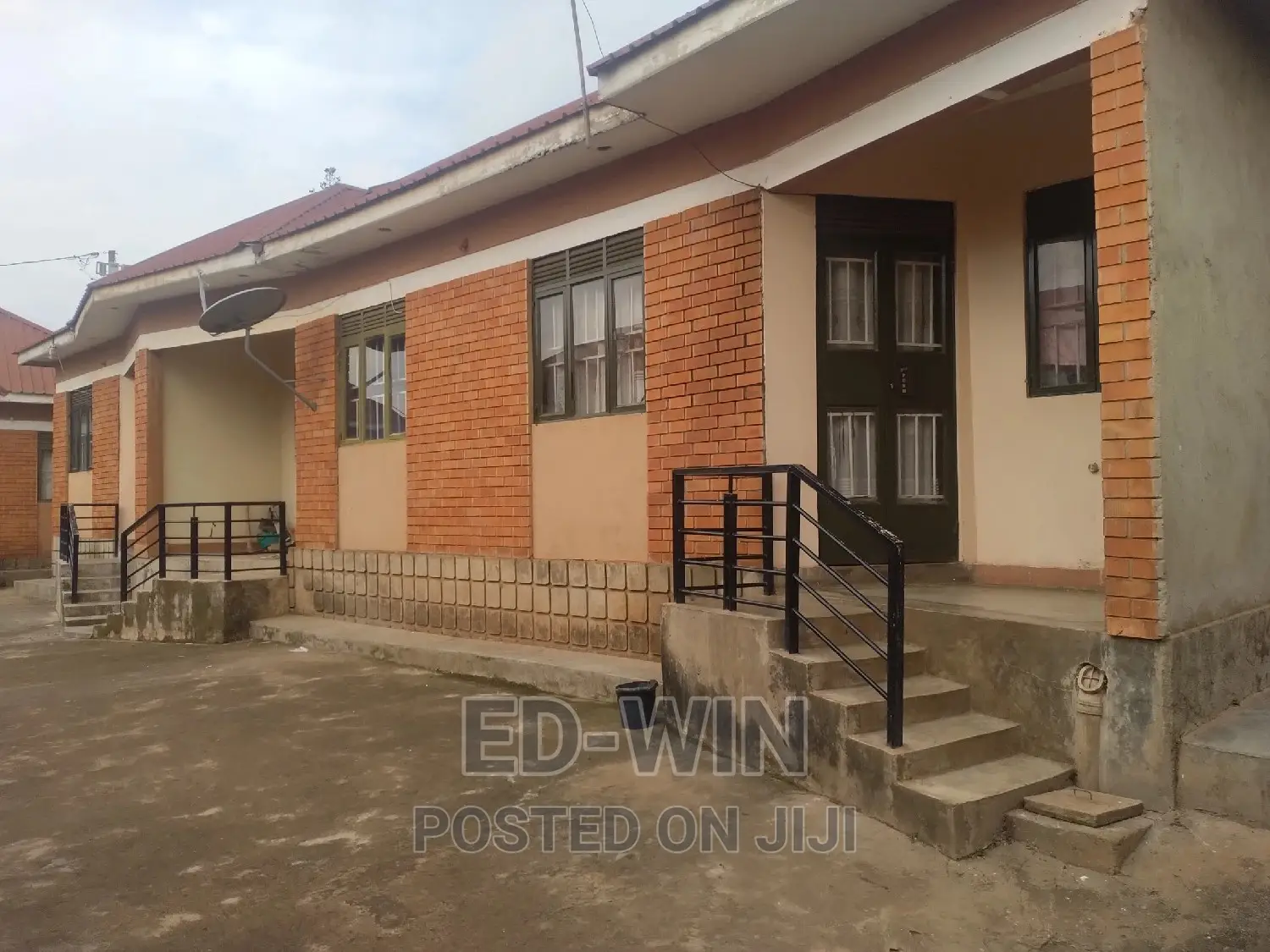 8bdrm Apartment in Central Division for sale in Central Division