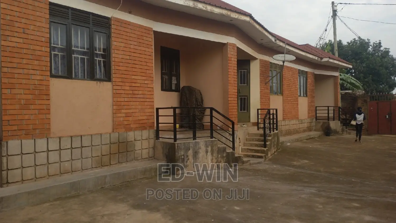 8bdrm Apartment in Central Division for sale in Central Division