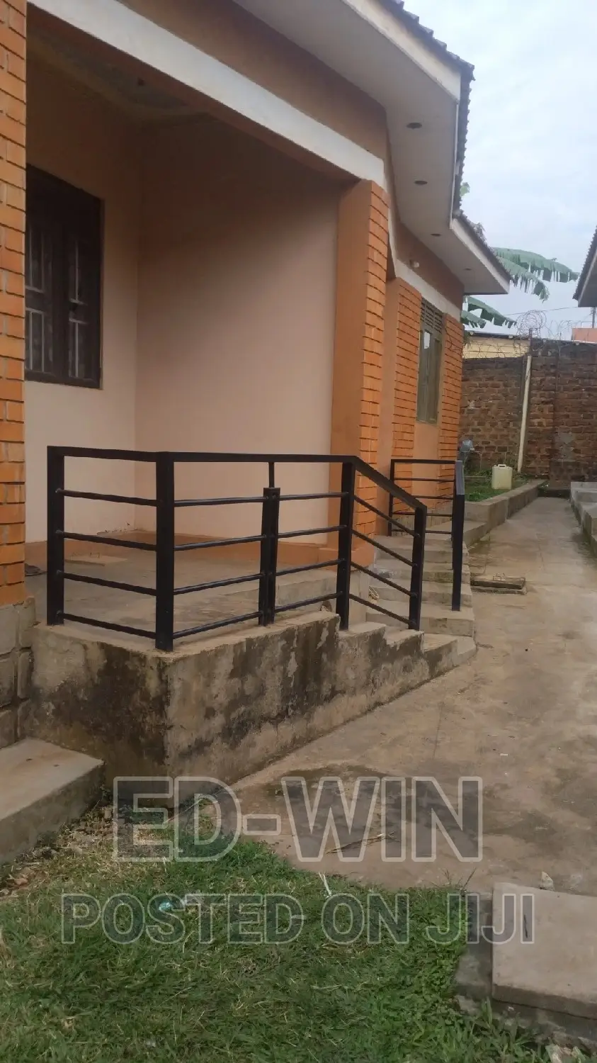 8bdrm Apartment in Central Division for sale in Central Division