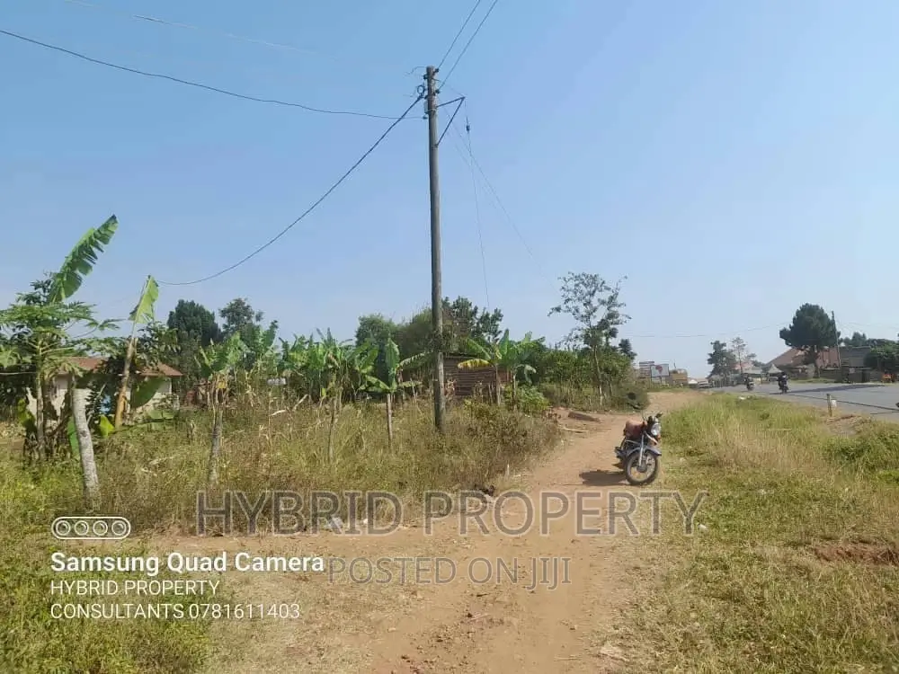 Commercial Plots for Sale at Busunju Along Hoima Road. in Kikandwa