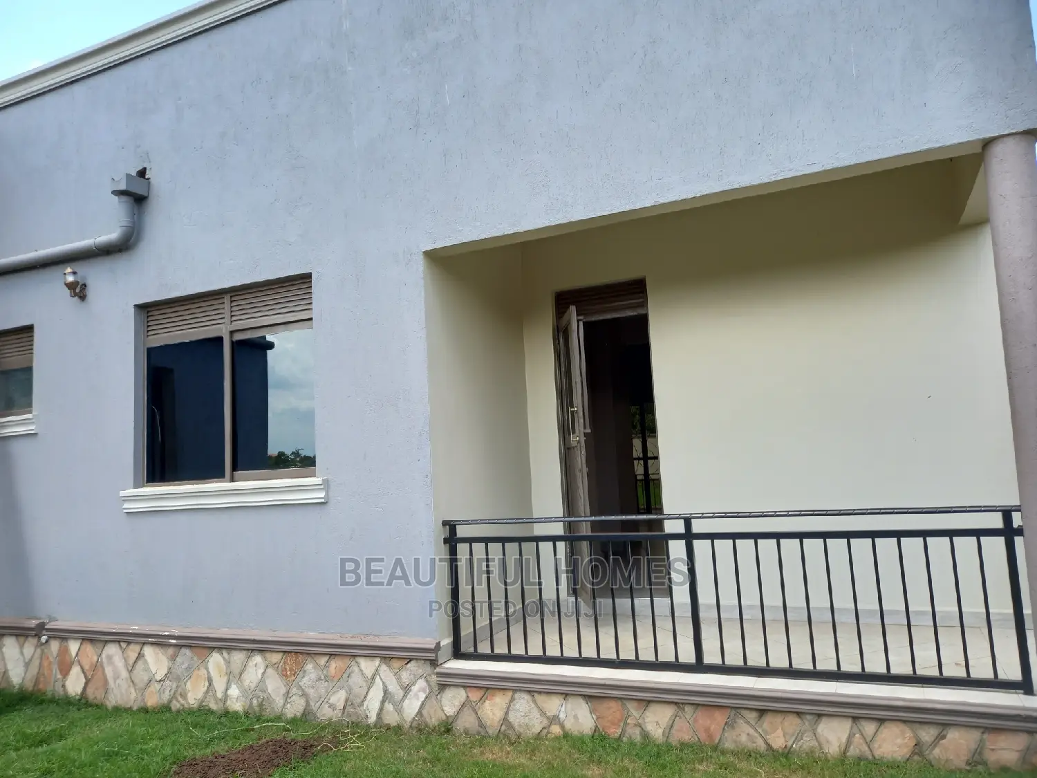 Furnished 4bdrm House in Kira for sale in Kira