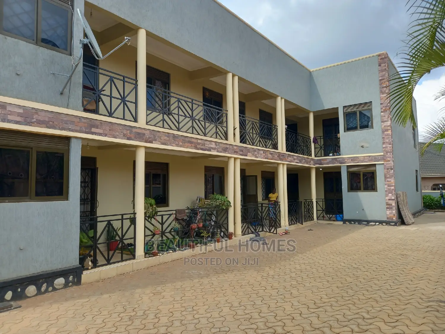 Furnished 1bdrm Apartment in Kira Town, Central Division for sale in Central Division