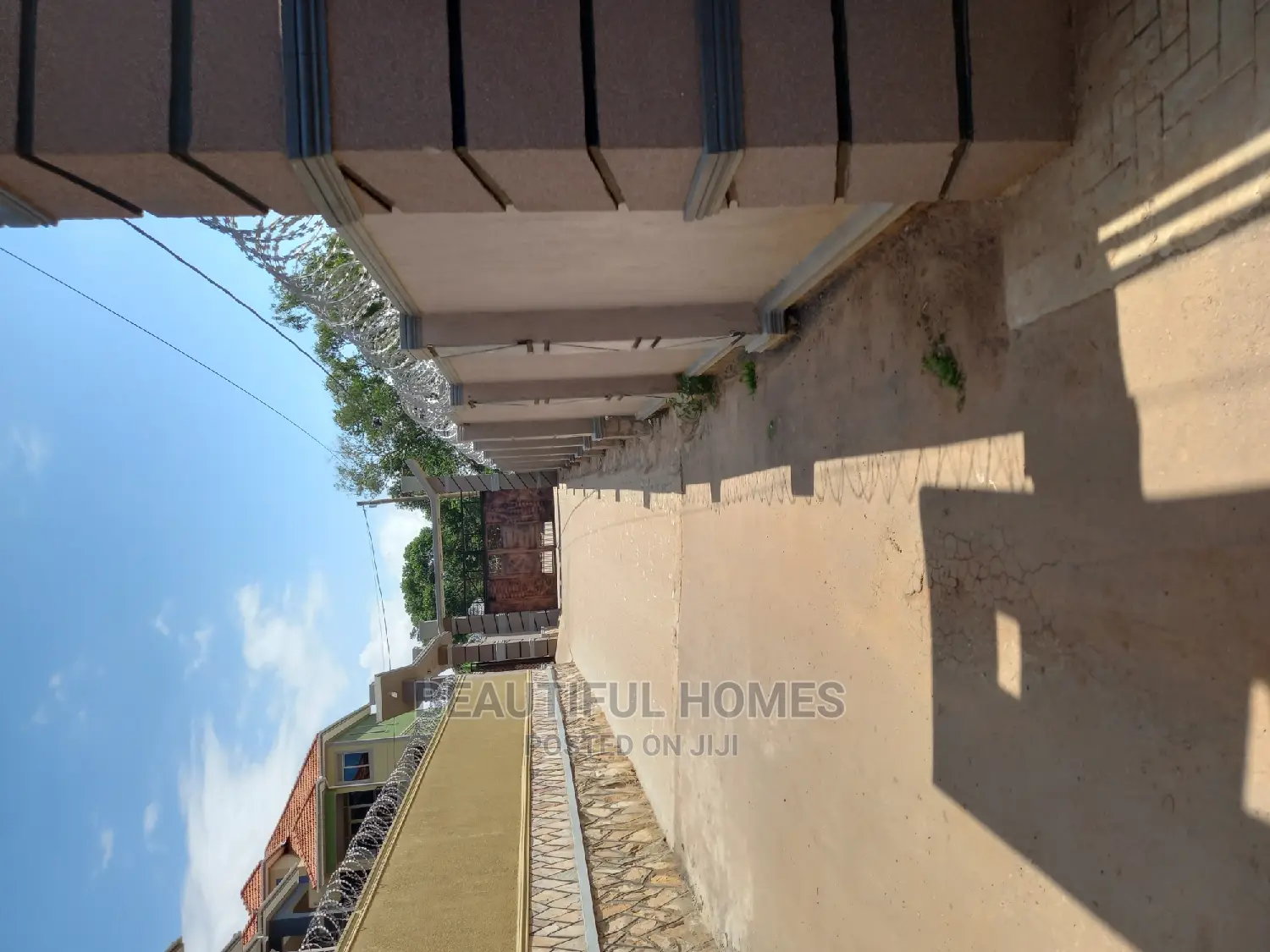 Furnished 2bdrm Apartment in Kyaliwajjara Tarmack, Central Division in Central Division