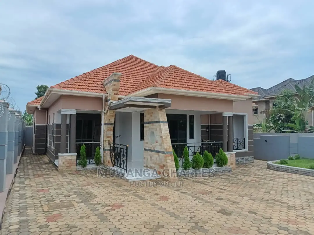 3bdrm Bungalow in Fs Properties Ltd, Central Division for sale in Central Division
