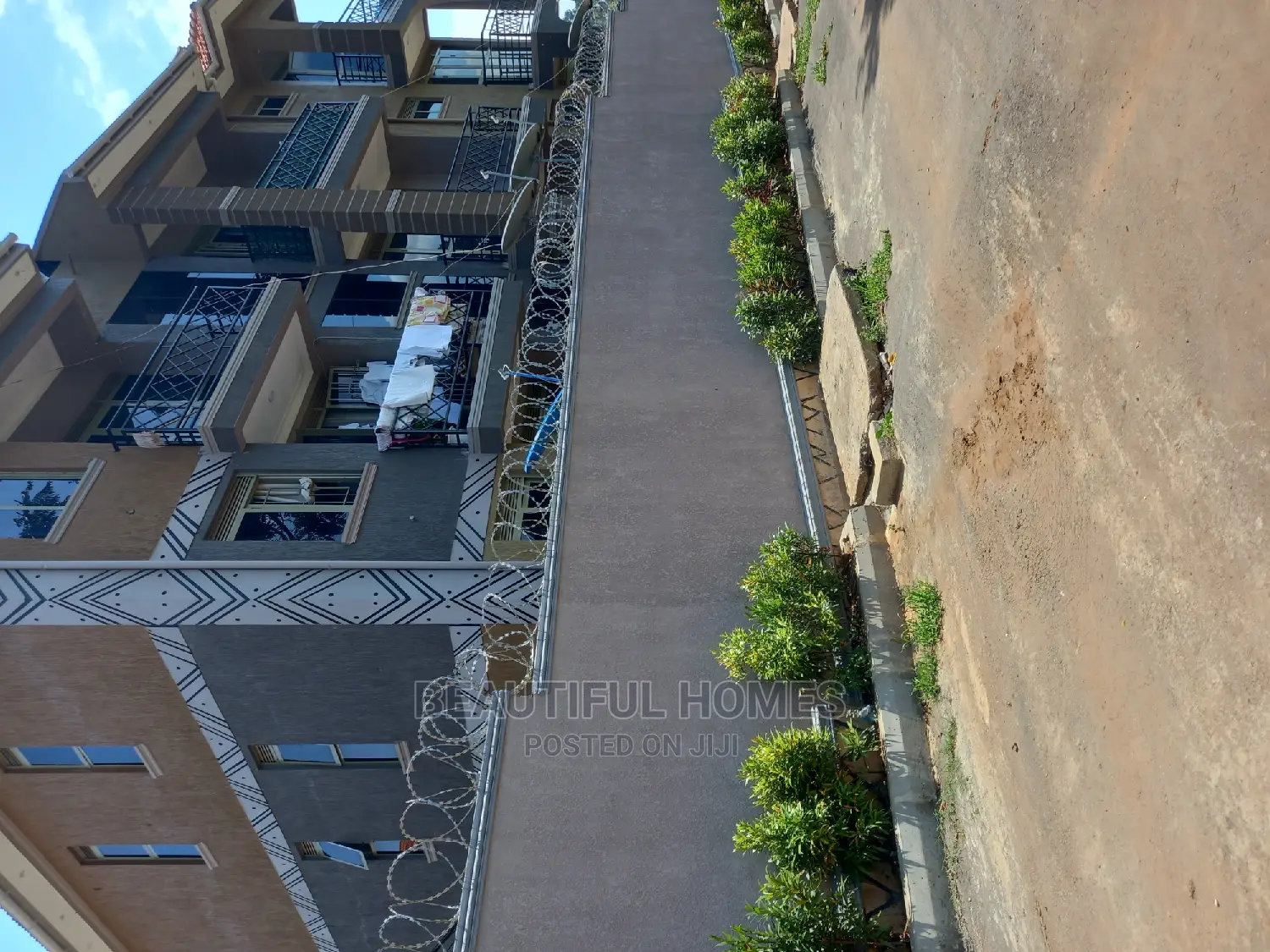 Furnished 2bdrm Block of Flats in Kyaliwajjara, Central Division in Central Division