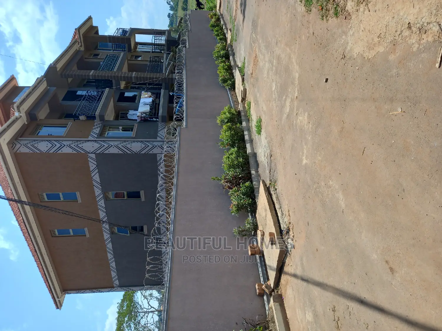 Furnished 2bdrm Block of Flats in Kyaliwajjara, Central Division in Central Division
