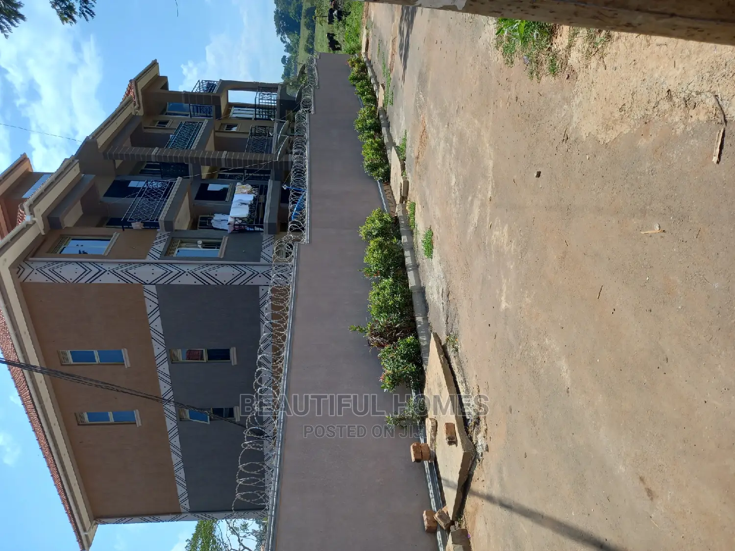 Furnished 2bdrm Block of Flats in Kyaliwajjara, Central Division in Central Division